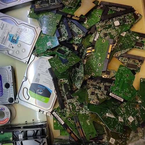 تعمیر کار هارد در شرق تهران